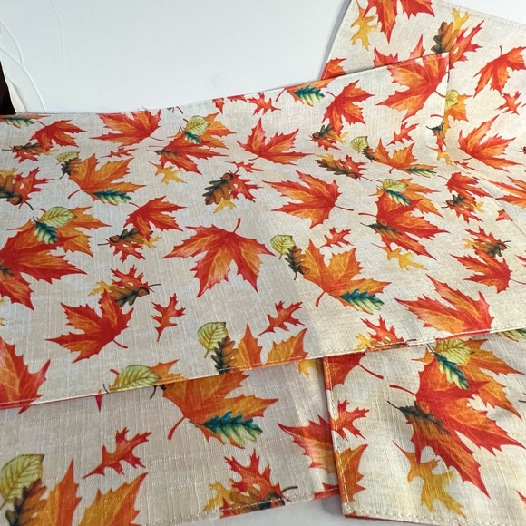 Home Collection Set of 4 Autumn Leaves Fabric Placemats 12” by 18” Falling Leave - Picture 5 of 8